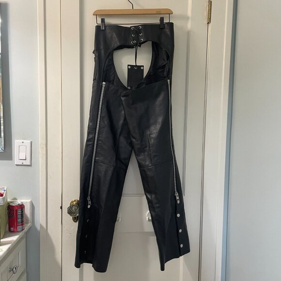 Milwaukee Motorcycle Clothing Co Chaps Leather Mens Black Size 32 EUC - Picture 3 of 8